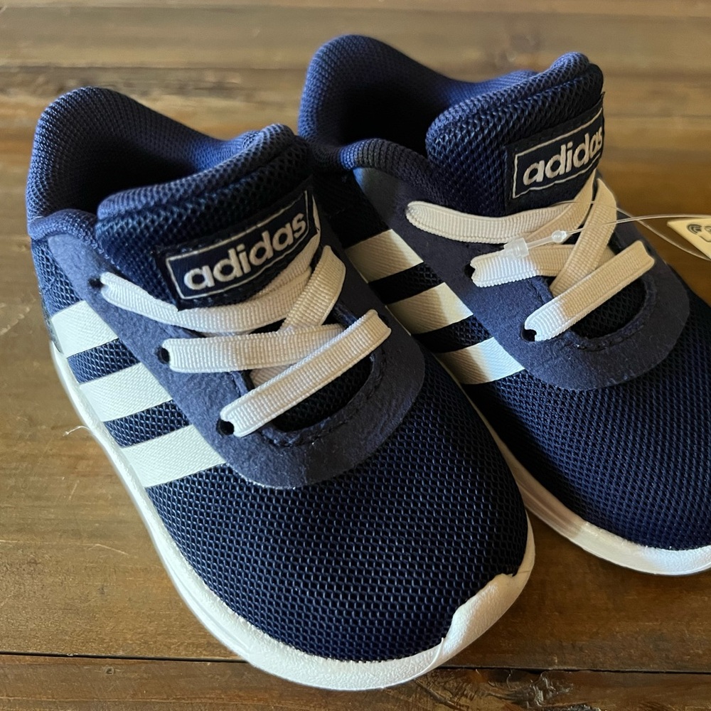 NWT Adidas Toddlers’ Lite Racer 2.0 Navy Blue Sneakers, Boys’ Size 4K US